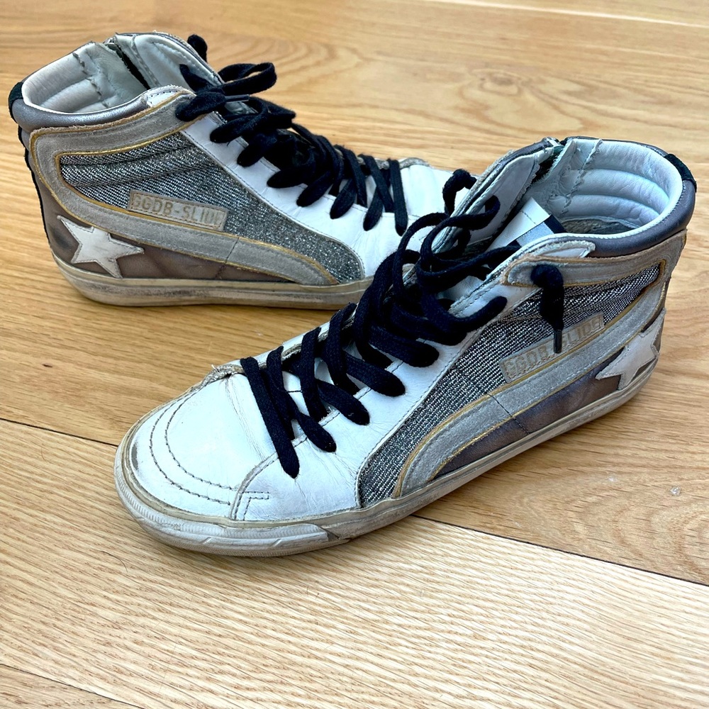 GOLDEN GOOSE grey and black slides size 37